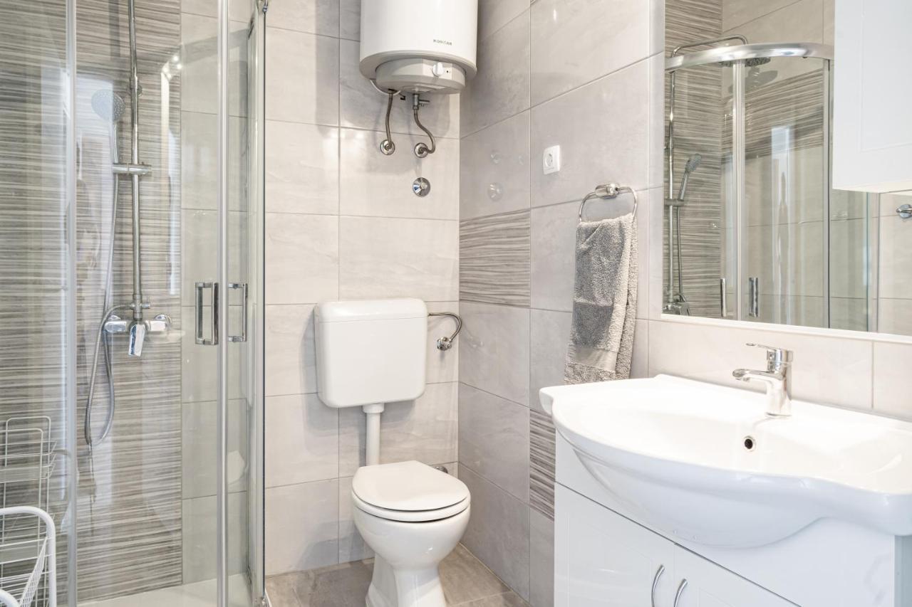 Appartamento Modern Oceanview Metajna Esterno foto